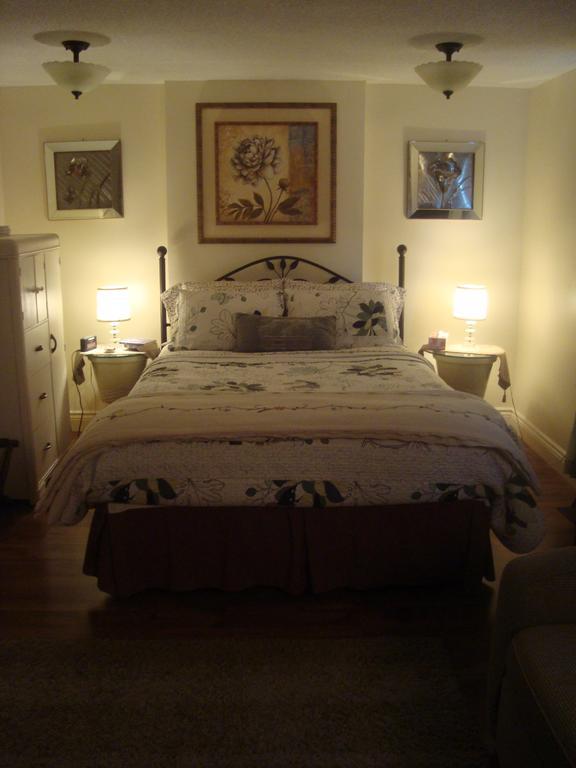 Paddington Place Bed & Breakfast Ошава Екстер'єр фото